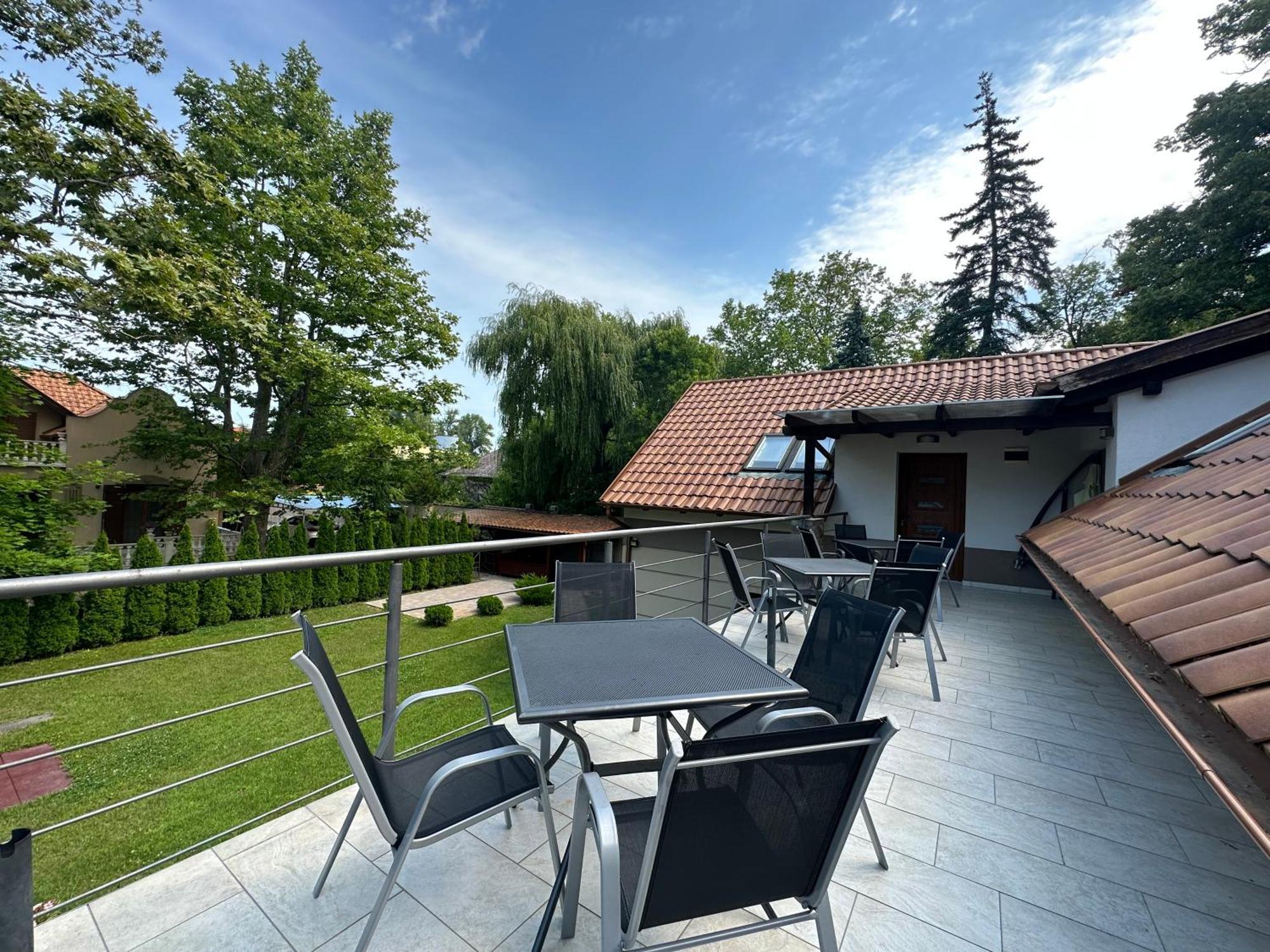 Csaladi Villa Balatonszemes Ngoại thất bức ảnh
