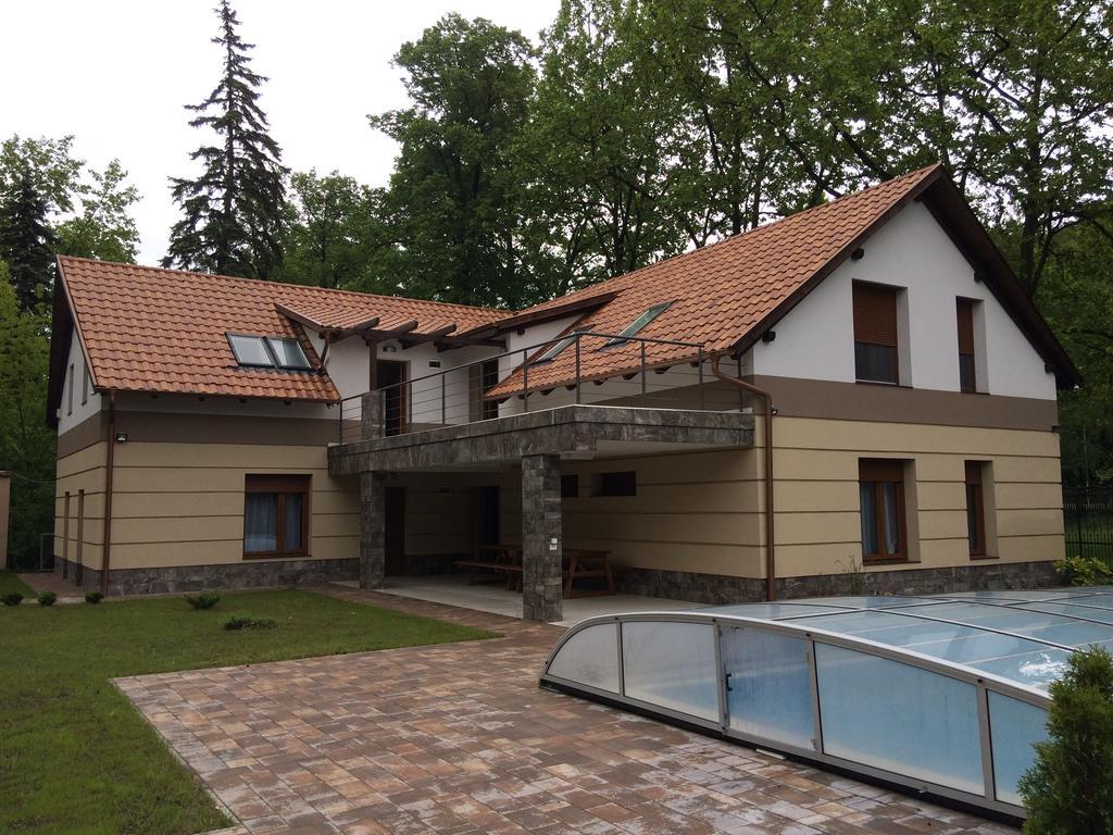 Csaladi Villa Balatonszemes Ngoại thất bức ảnh